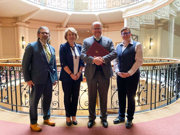 On June 8, 2023, Dr. Mona Nemer hosted George Freeman, UK Minister for Science, Research, and Innovation, along with Professor Jackie Dawson, Canada Research Chair in Environment, Society, and Policy, to discuss bilateral research opportunities.