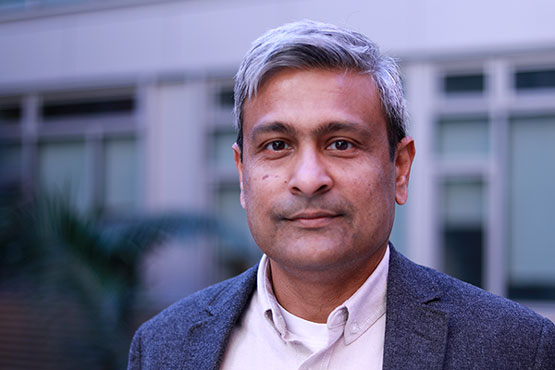 Dr. Sriram Narasimhan, Departmental Science Advisor, Transport Canada.